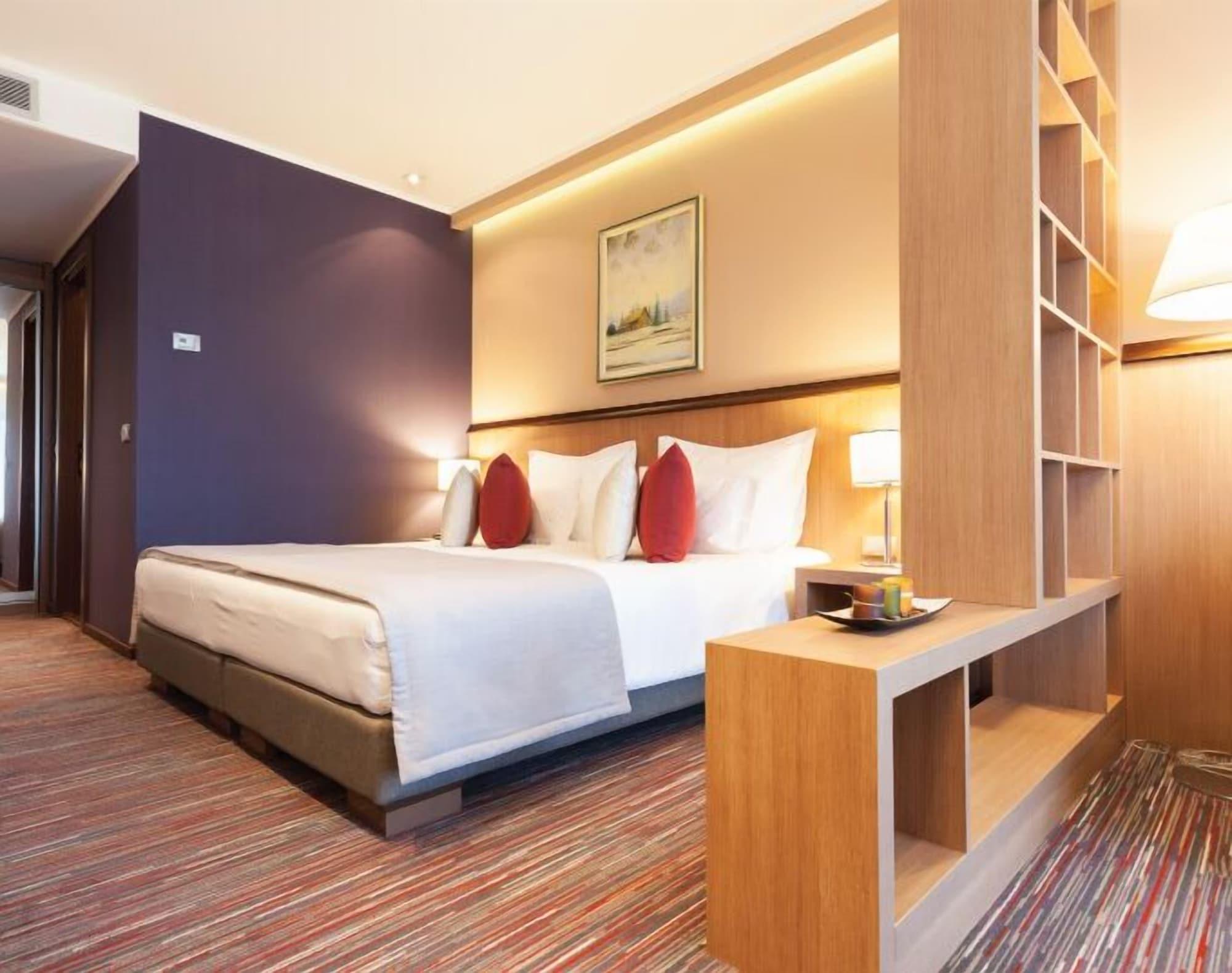 Premier Aqua - Adults Only Hotell