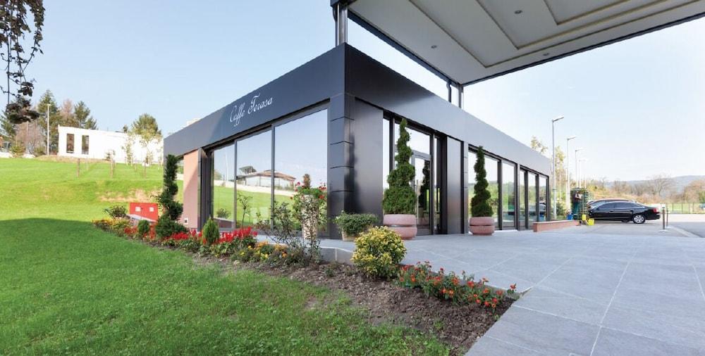 Отель Premier Aqua - Adults Only 5*